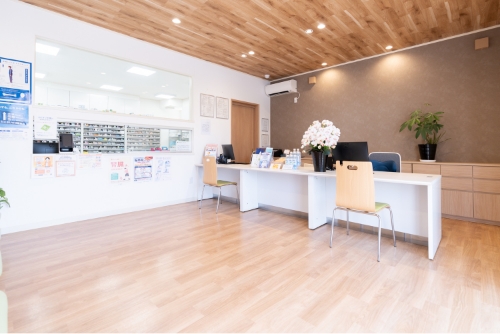 たかむれ薬局　諏訪野町店